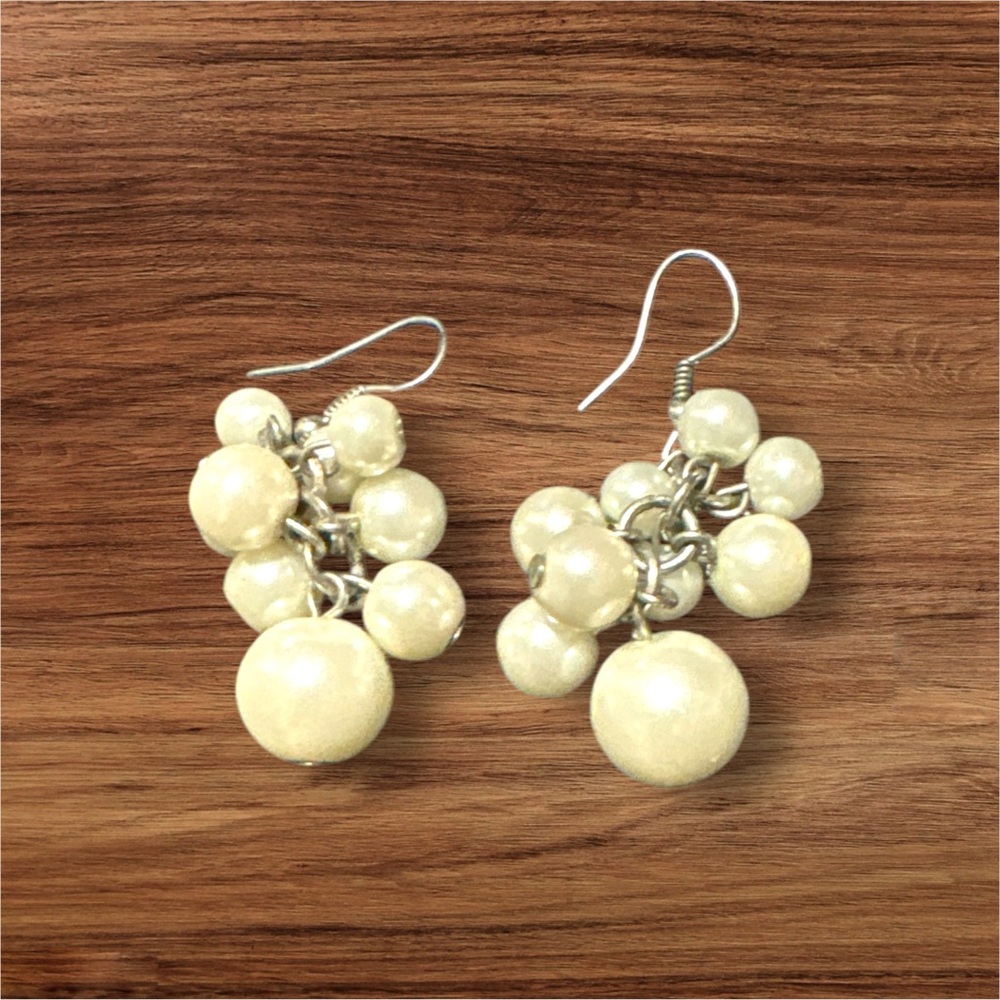 Cream Cluster Bead Earrings with Organic Design
